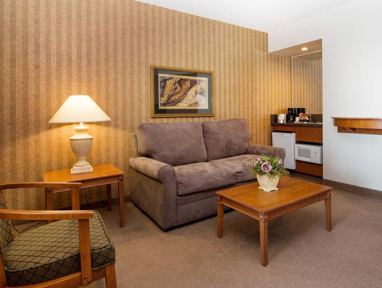 Clarion Hotel & Suites Brandon Eksteriør billede
